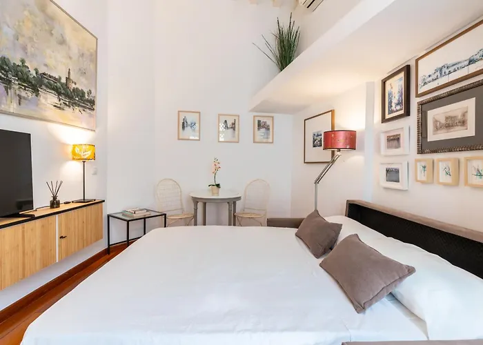 Apartamentos RG Goyeneta